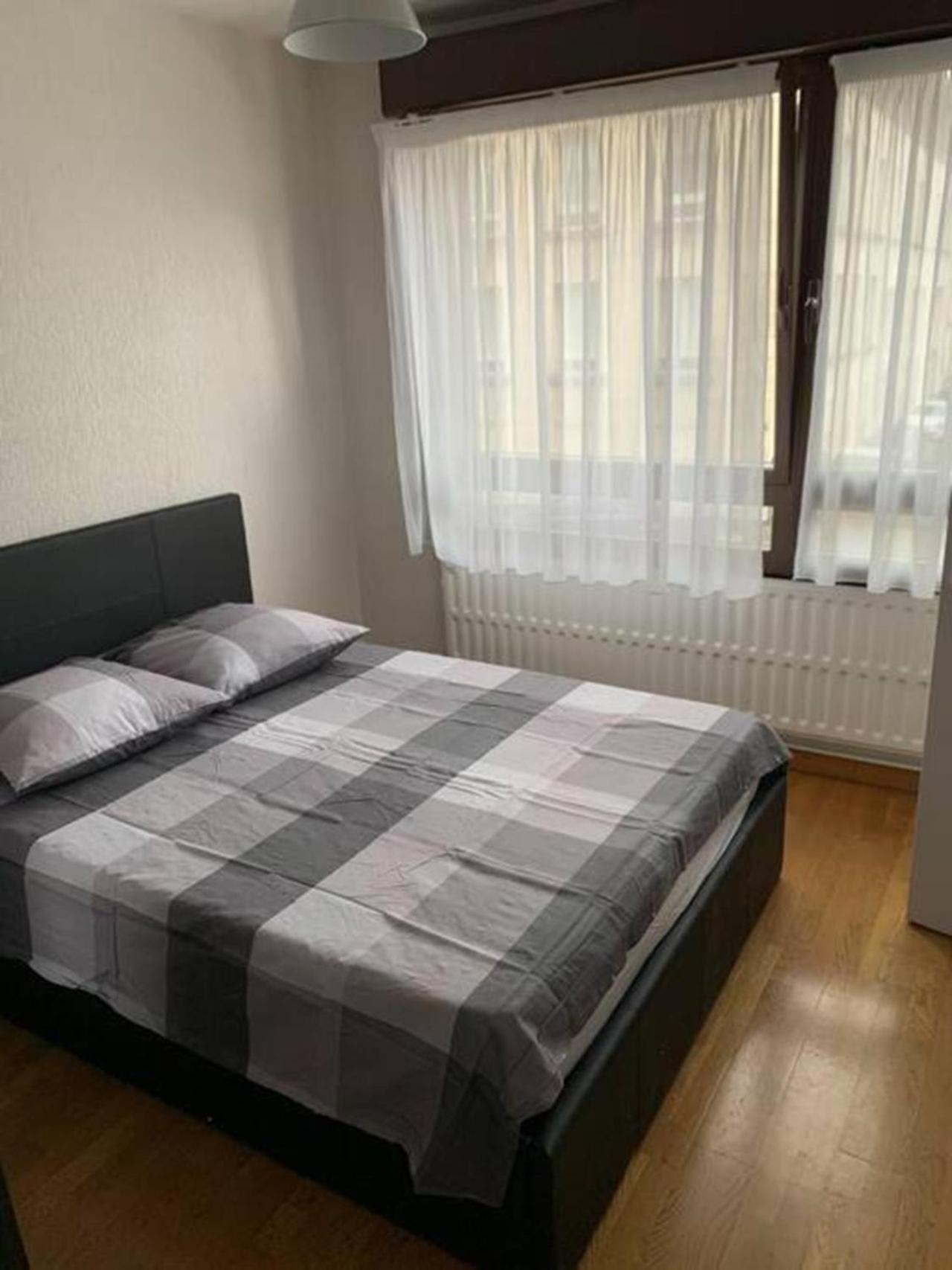 Reims Centre-Ville - 2 Chambres - 6 Personnes Au 1 Er Etage Remeš Exteriér fotografie